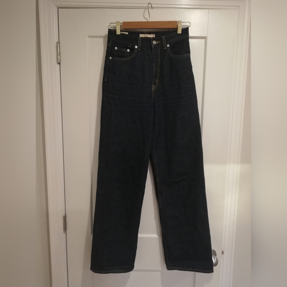 Levi's High Loose Jean - Picture 1 of 3